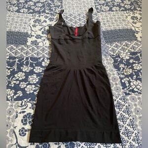 SPANX black smoothing slip, size medium, NWOT